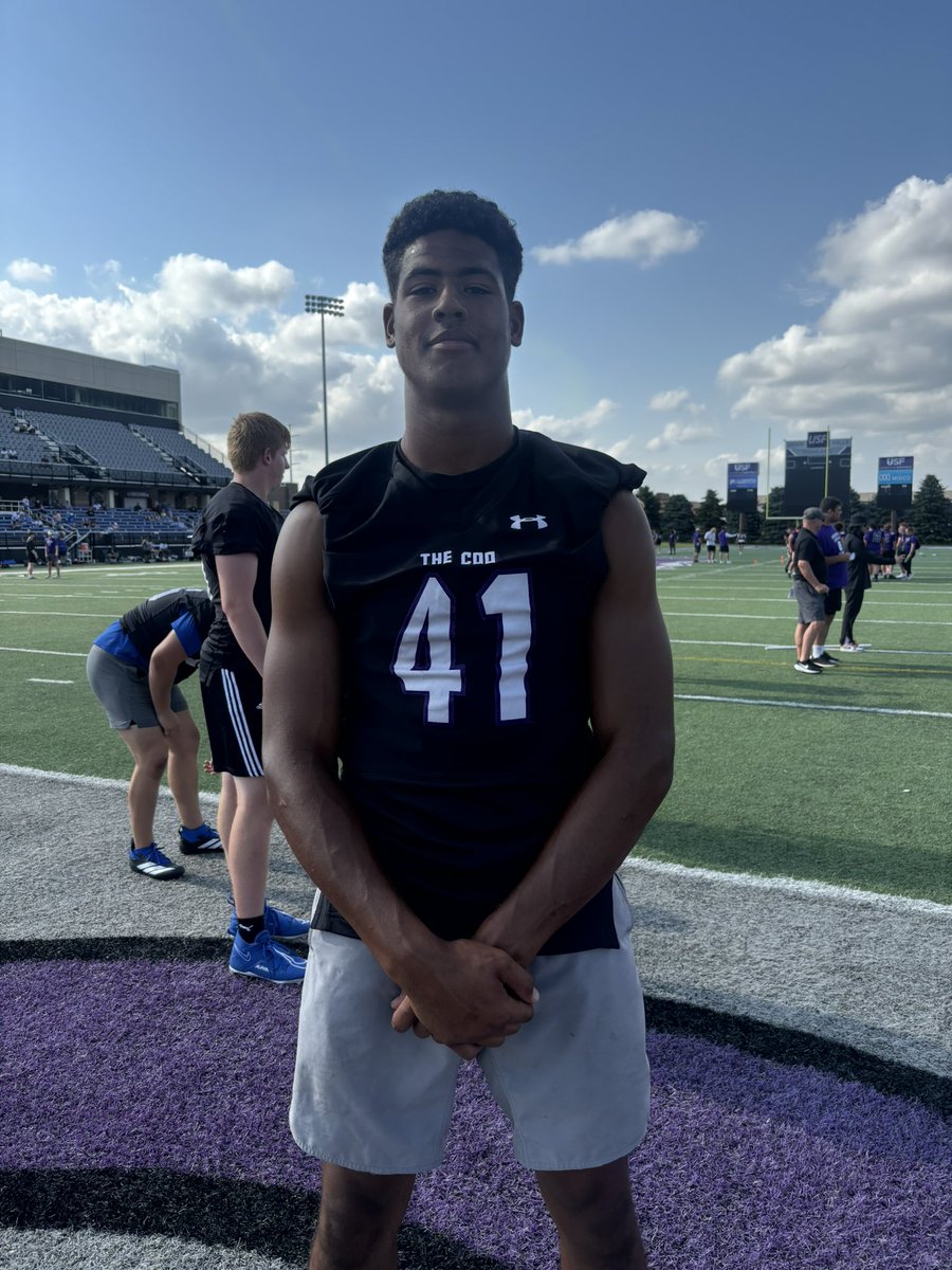 Nate Wahl (@nwahlscouting) on Twitter photo 2026 SD DE Sleeper
<a href="/AGunter33027/">Alshamon Gunter</a> of <a href="/avonpiratesfb/">Avonpiratesfb</a>
-6’5.5 225, 83 inch wingspan
-9’4 broad jump
-Great mix of power and speed as pass rusher
-Great block shedding ability
-High win rate in 1v1s at USF yesterday
No offers yet 2026 SD DE Sleeper
<a href="/AGunter33027/">Alshamon Gunter</a> of <a href="/avonpiratesfb/">Avonpiratesfb</a>
-6’5.5 225, 83 inch wingspan
-9’4 broad jump
-Great mix of power and speed as pass rusher
-Great block shedding ability
-High win rate in 1v1s at USF yesterday
No offers yet