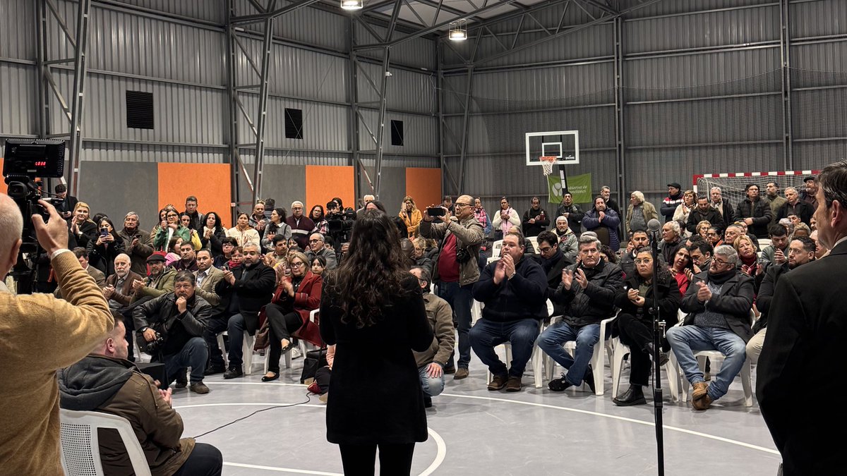 AdrianSilva_uy's tweet photo. Acompañamos a los compañeros que asumieron su rol como concejales del municipio de 18 de Mayo.

A ellos y al alcalde, @juan_cervini, la mejor de las gestiones! https://t.co/o2aa0u3XJo