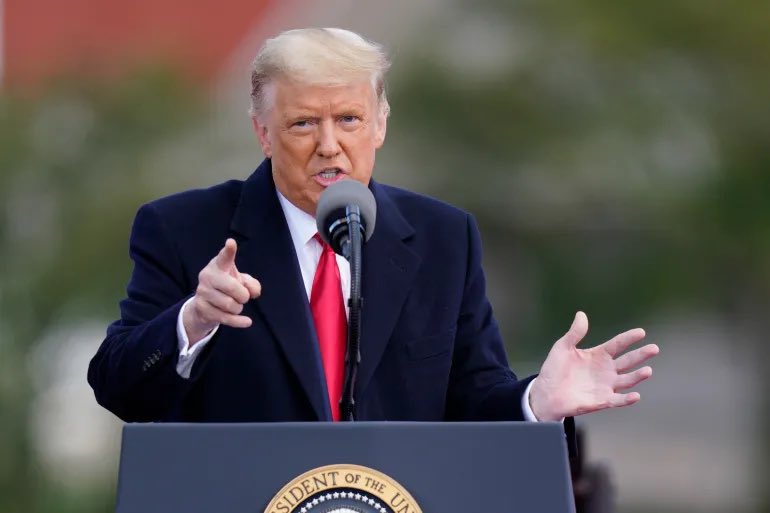 BREAKING:

Trump says the country should not waste time and energy on Jeffrey Epstein, someone nobody cares about.