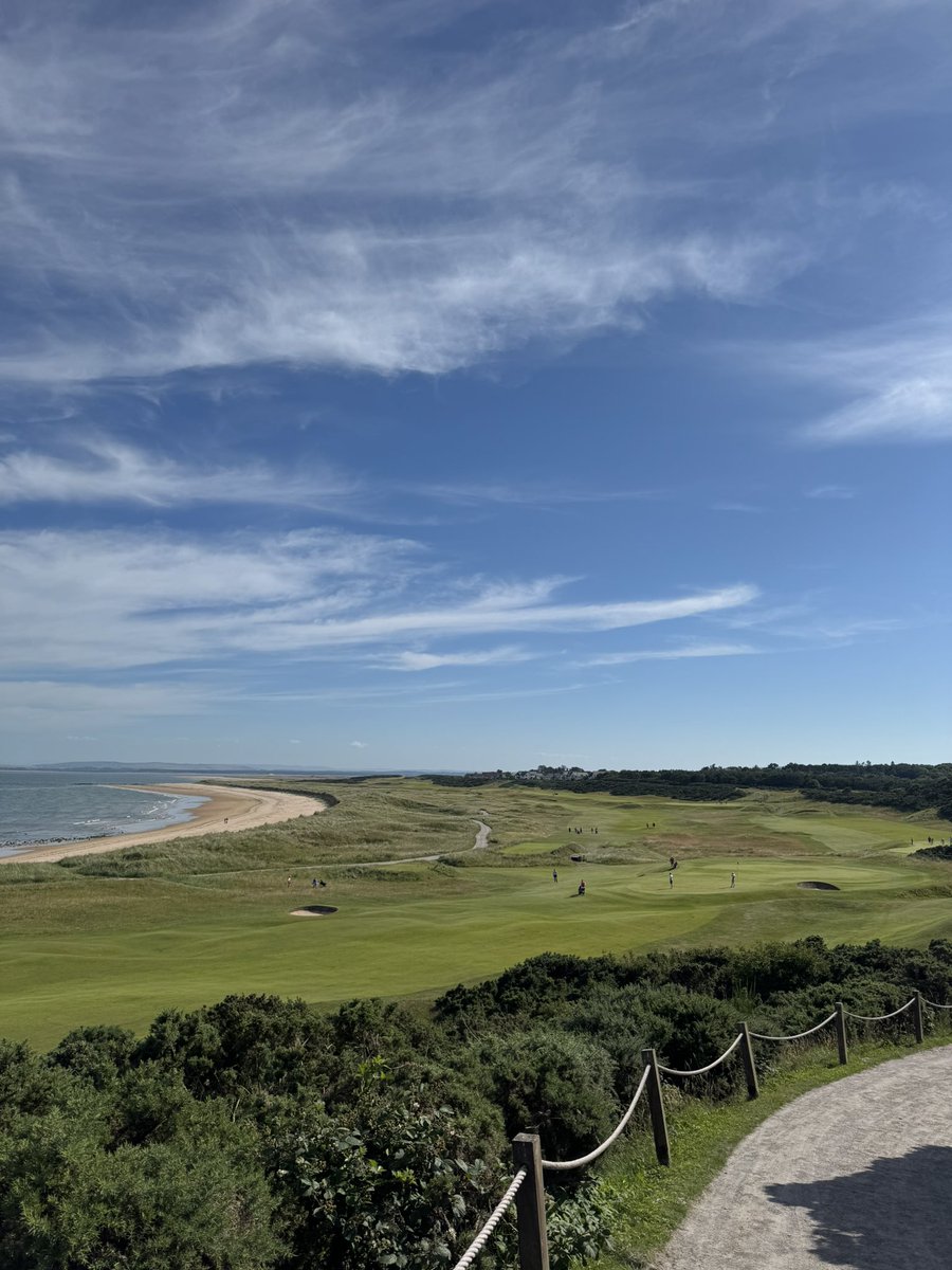 Cfweller1's tweet photo. @ukgolfguy @radarparker @RoyalDornochGC Looked superb today! https://t.co/Y5sASxQmsT