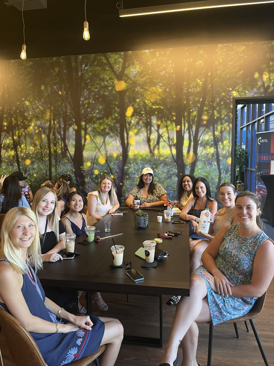 ConservativeKFC's tweet image. Firefly Coffee Ladies Brunch!
☕️🥯🧋🥐
I’ve always wanted a good group of gals to have brunch with on the weekends, and I have found that with @MCYRGOP_Women!
🐘🎀🐘🎀🐘🎀🐘🎀🐘
Check us out for fun and likemindedness!
👩🏼🤝👩🏻🐘🎀💄🇺🇸💅🏻🩷