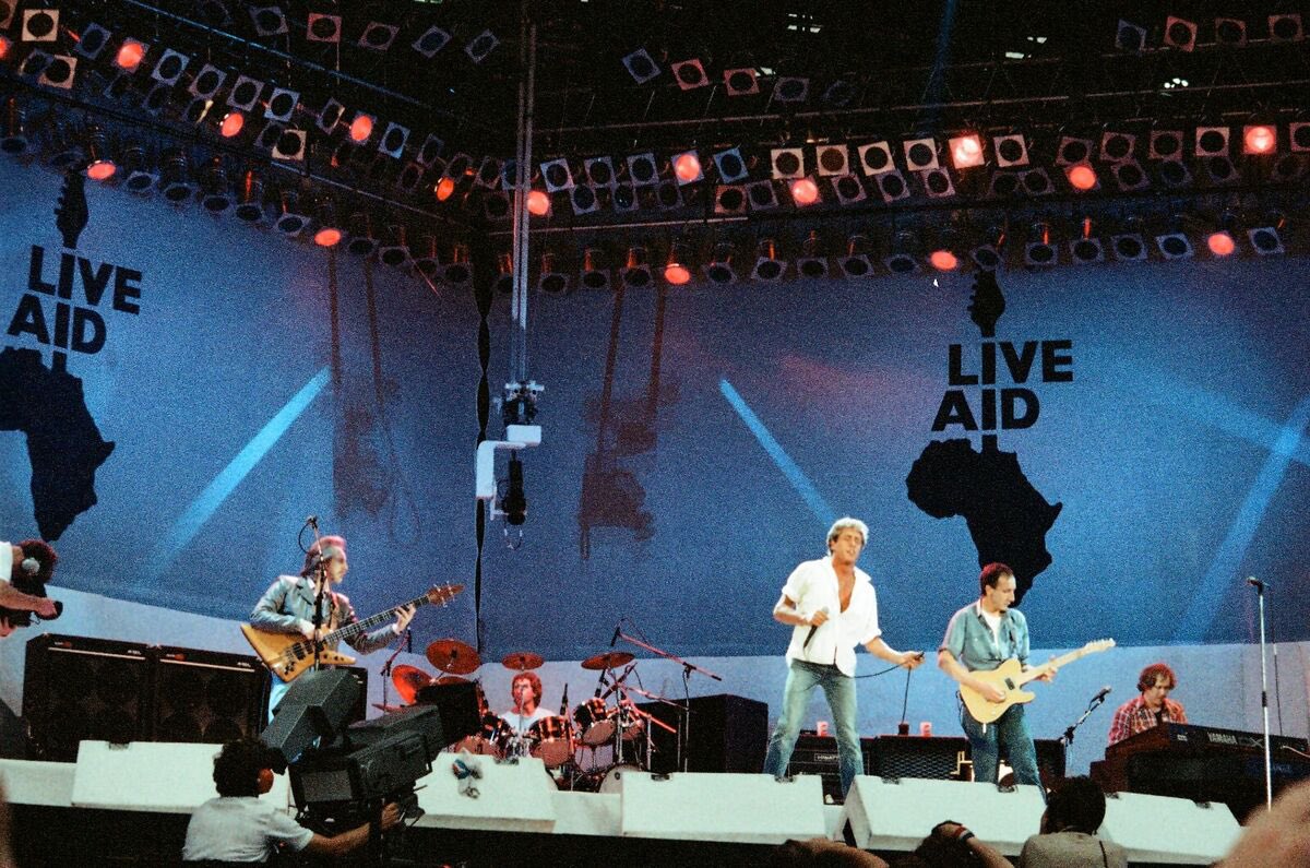Sue_Charles's tweet image. Loving Live Aid night on BBC2. Funny what you recall about that day. Remember my brother being a massive Who fan, waiting for their set, VHS at the ready… frustrated that was the one part where they lost the live link to Wembley! #LiveAid40