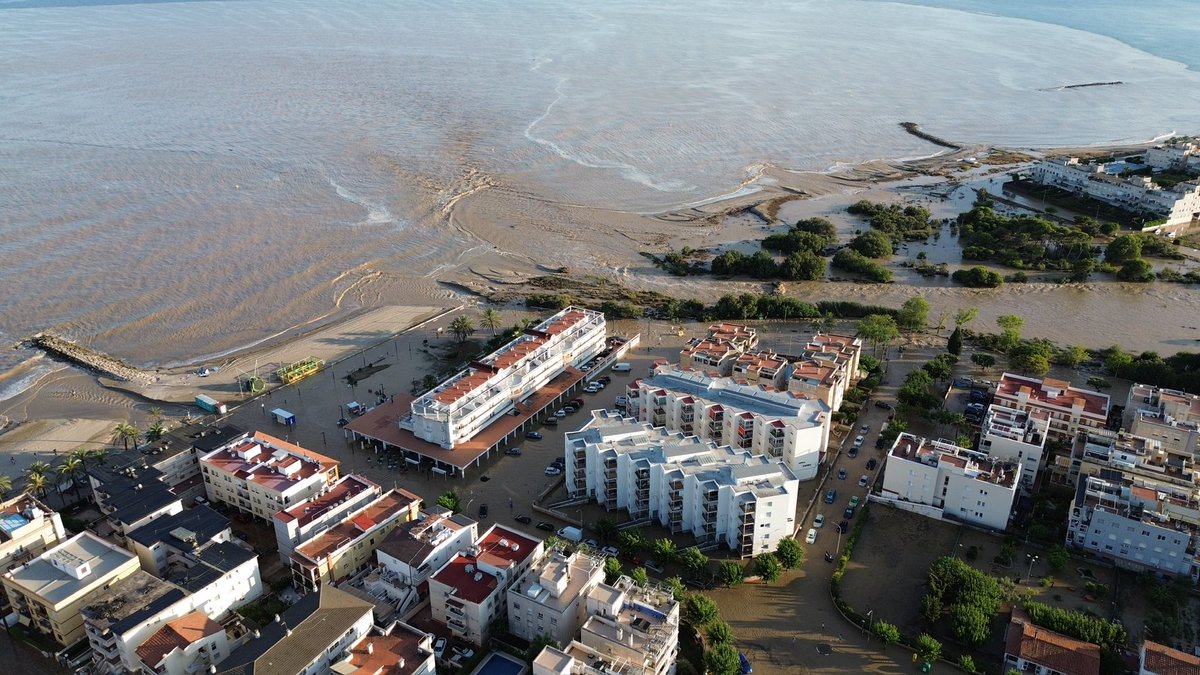 santiagosejumil tweet media