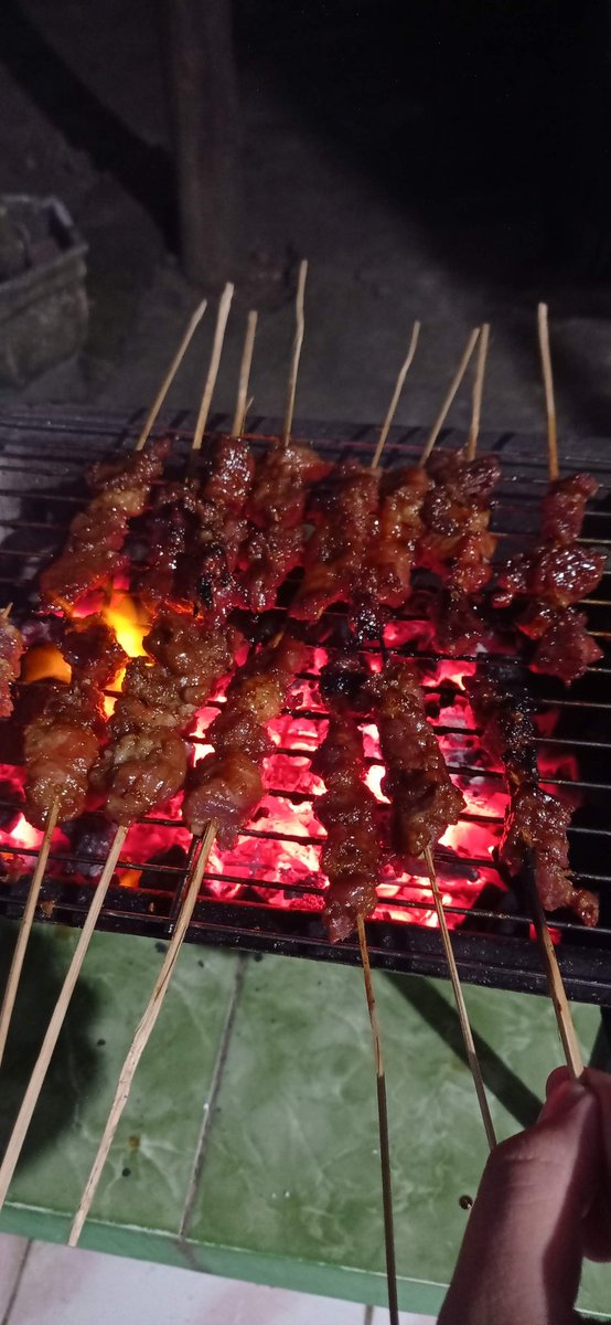 Melawan mbediding dg mengasup banyak protein. Biar flunya gak sempat mampir