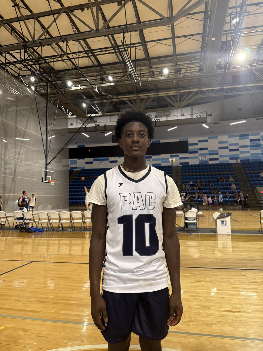 𝐇𝐚𝐫𝐝𝐰𝐨𝐨𝐝 𝐂𝐥𝐚𝐬𝐬𝐢𝐜 𝟏 
<a href="/RL_Hoops/">RecruitLook Hoops</a> 
𝐓𝐨𝐩 𝐏𝐞𝐫𝐟𝐨𝐫𝐦𝐞𝐫𝐬 𝐃𝐚𝐲 𝟐

15U
Bryson Rogers (Southern Assault) 
13 Points 

Cayden Chi (PAC)
16 Points