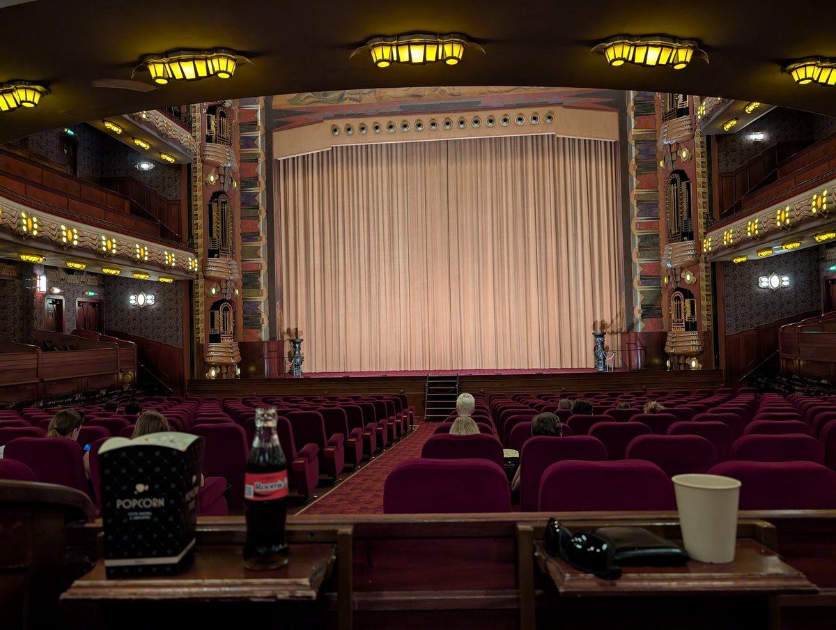 TrackWijnand's tweet photo. @Superman at Tuschinski with my nephew for his 13th birthday https://t.co/y0EYsrLlJr
