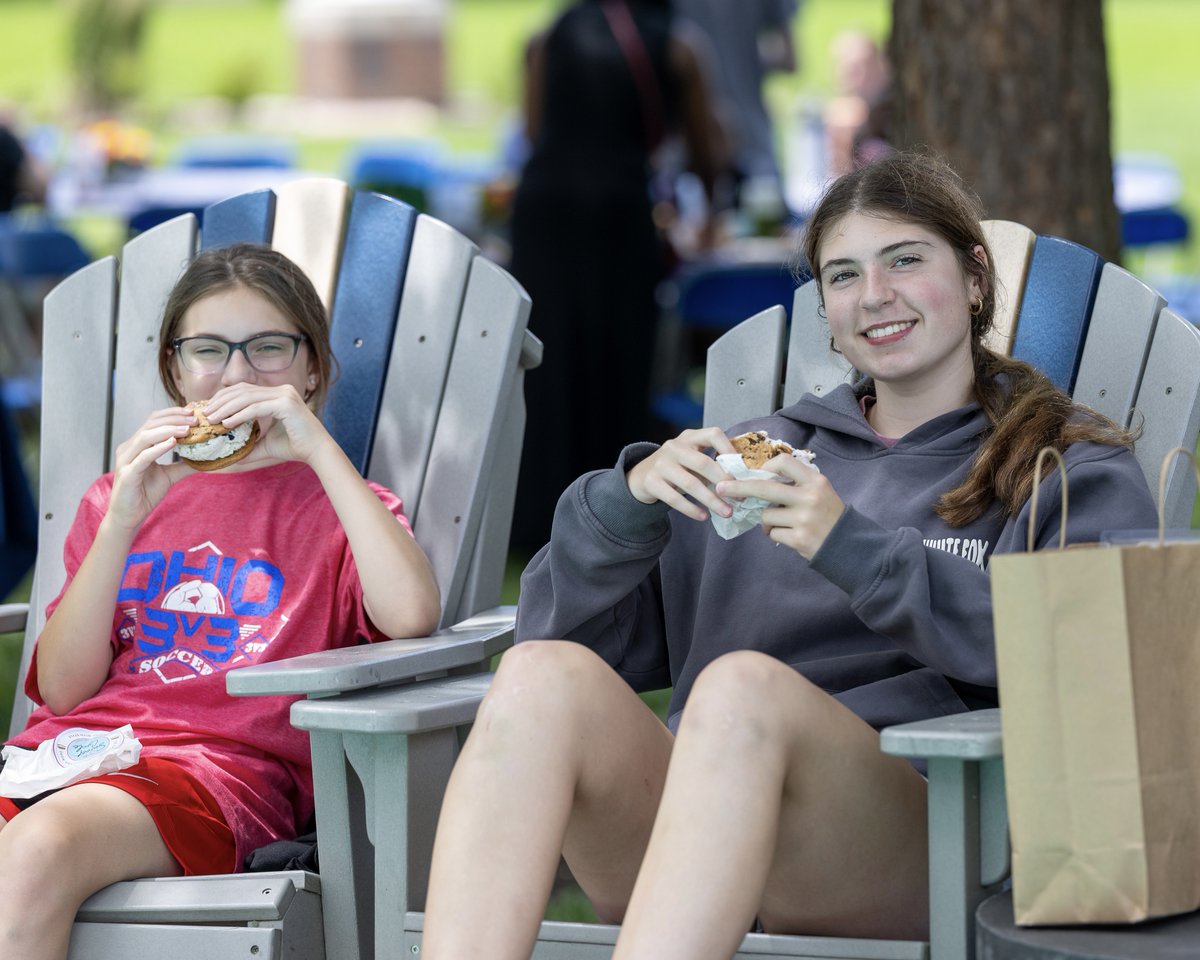 JohnCarrollU's tweet image. We’re one week out from our next Cookout on the Quad! ☀️🌭 Come spend the day exploring campus, learning about admission and financial aid, and chatting with faculty over lunch on the Quad. Bring your questions—and your appetite!
🔗 jcu.edu/cookouts
