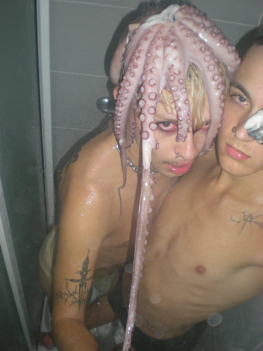 rottenmiu's tweet image. 