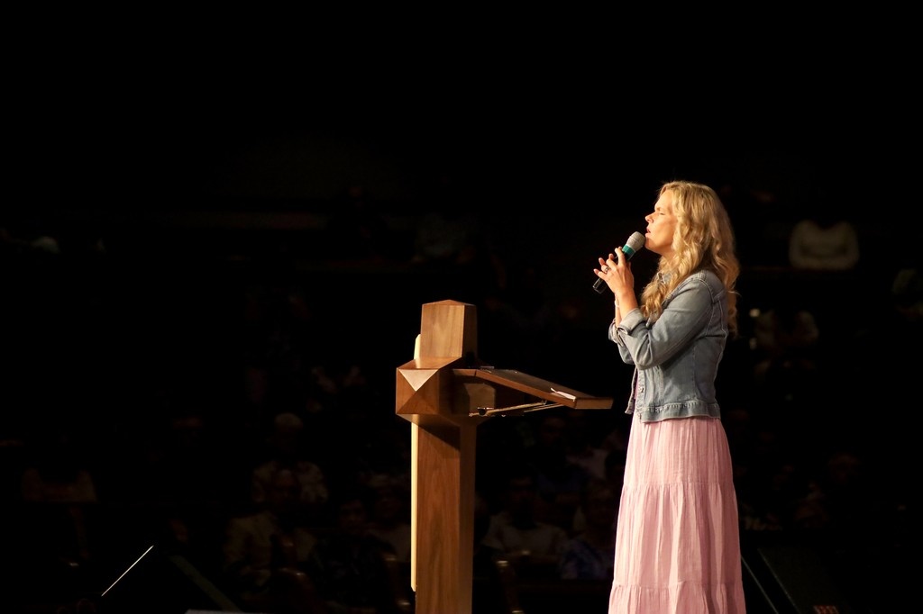 FVBChurch's tweet photo. 📣 We’re excited for Sunday at Fairview!

Join us as The Miracles lead us in worship through special music, and Andy Atkison brings a powerful message from God’s Word.

🕘 LIFE Groups | 9:00 AM
🕥 Worship | 10:15 AM https://t.co/IinutVxxPC