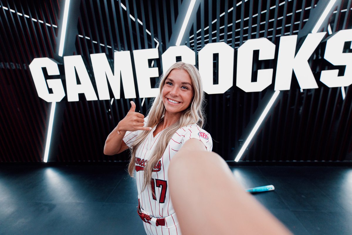 lexieshaver11's tweet photo. God is always faithful! So excited for this next chapter!! Go Gamecocks! 🤙 @GamecockCentral @SoftballPortal @GamecockSoftbal https://t.co/6qokWWeprS