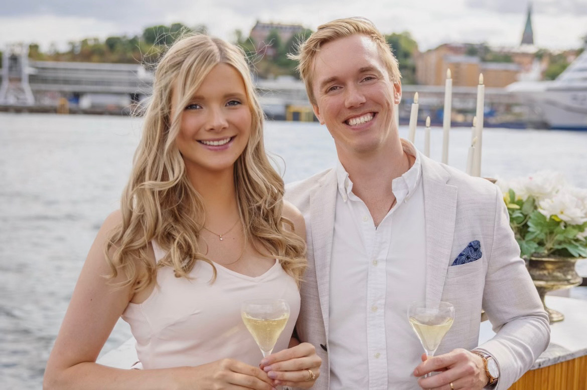 William_Hahne's tweet image. Today, my beautiful wife turns 30.
It’s a true privilege to share life with a woman who not only brings our children into the world—but also stands ready to fight for the survival and future of our nation. ❤️🇸🇪