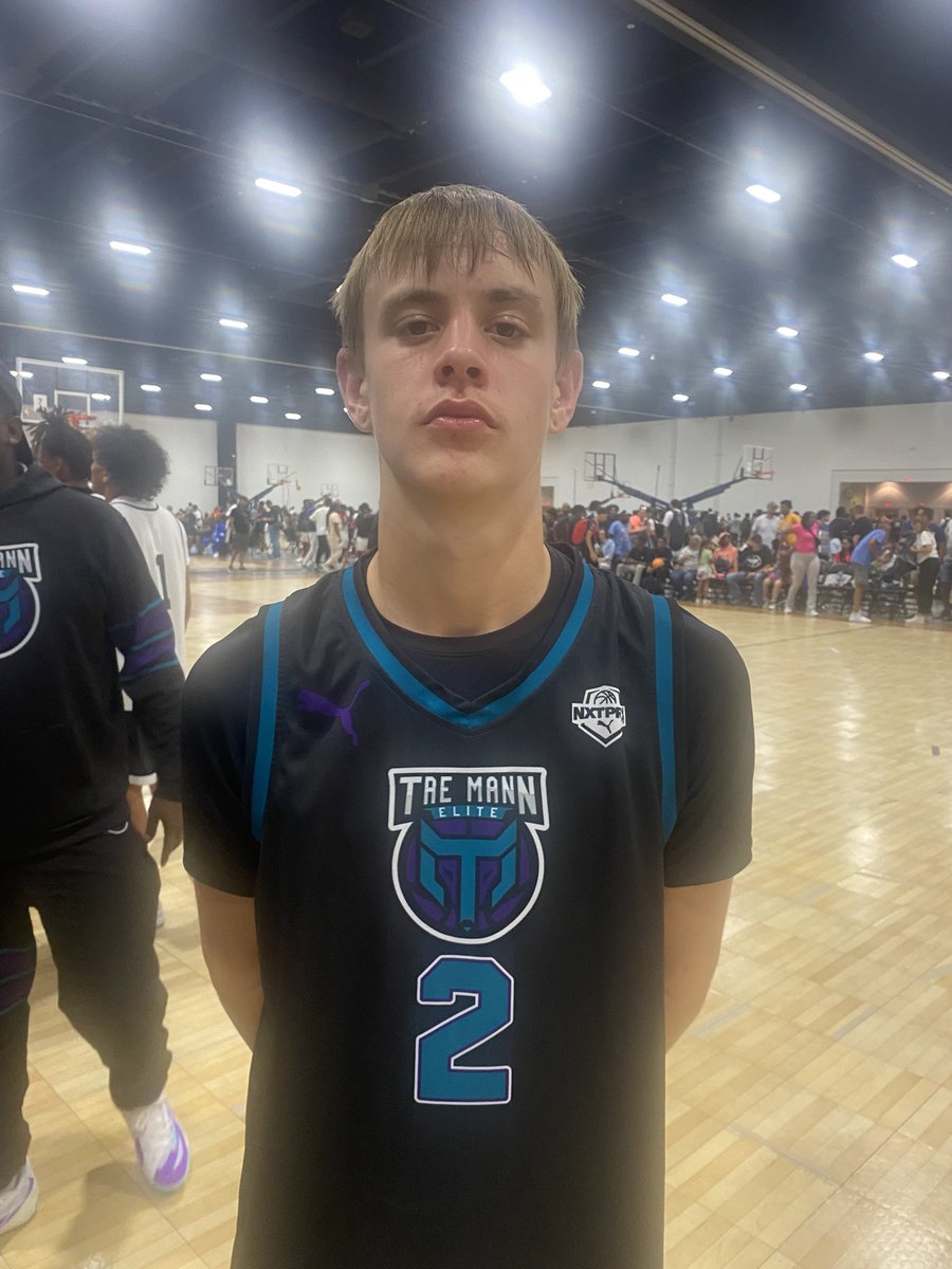 Hoop Herald (@thehoopherald) on Twitter photo A new name to keep an eye on, that provided a HUGE spark for <a href="/TreMannElite/">Tre Mann Elite</a> today in their win over Team Nike Select
<a href="/StevenCCarter23/">Steven Carter 🏀⚾️ ⛳️</a>
The 6’0 guard hit shots, got out in transition, and got hot when it mattered in the second half to pull away
Really tough dude A new name to keep an eye on, that provided a HUGE spark for <a href="/TreMannElite/">Tre Mann Elite</a> today in their win over Team Nike Select
<a href="/StevenCCarter23/">Steven Carter 🏀⚾️ ⛳️</a>
The 6’0 guard hit shots, got out in transition, and got hot when it mattered in the second half to pull away
Really tough dude