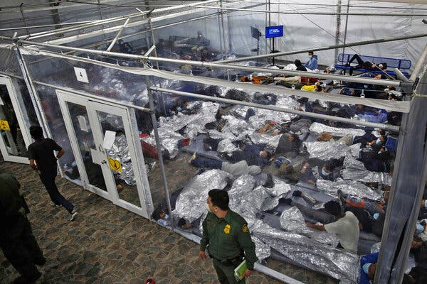 ConcernedOfUSA's tweet photo. .Hey @DWStweets  ...Alligator Alcatraz uses CAGES ...JUST LIKE OBAMA'S "kids in cages" & YOU didn't complain THEN 😡.. SHAME shame SHAME ON YOU DEBBIE W-SCHULTZ (D) 🫏🤮 #PoliticalPOSTURING #DoubleStandard  #DeportThemALL  
@RealTomHoman @POTUS @ICEgov @CBPCommissioner @GovRonDeSantis @RepKatCammack @ByronDonalds @Kat_Cammack 
SNOPES SAYS IT'S TRUE ABOUT OBAMA:
https://t.co/Qb0WGeo52Y ... 
NEWS regarding OBAMA'S KIDS IN CAGES:
https://t.co/L0UzWsLSF6