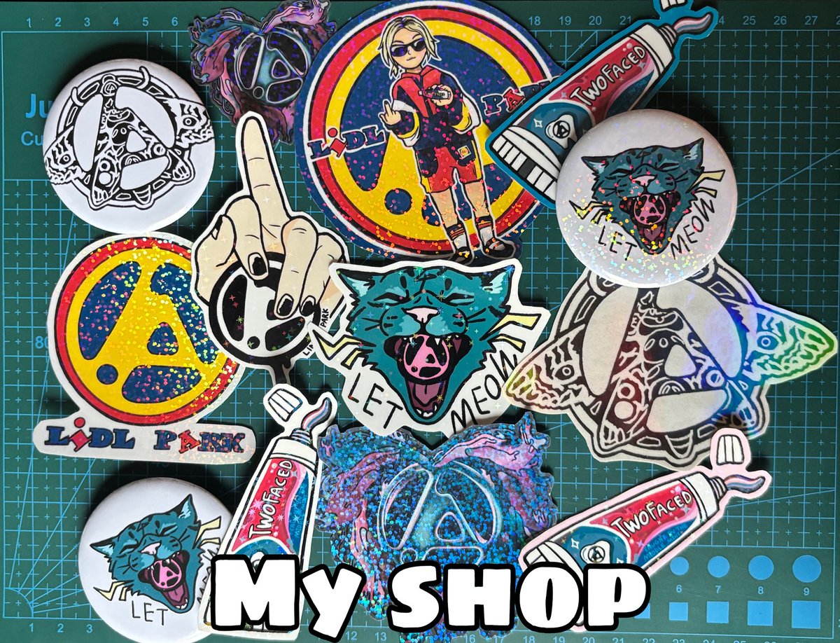 StreetsSoldado's tweet image. A lot of people asked for these to be put online. So here they are on my shop! I’ll also probably bring this stuff to give out at upcoming lp shows Chicago-Nashville 👁️ Thanks!! etsy.com/shop/streetsso…