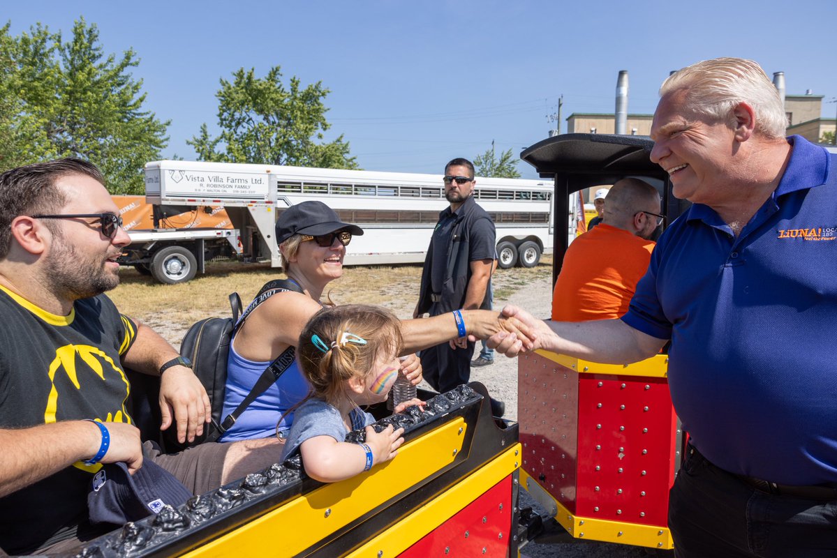 fordnation's tweet image. I joined the hardworking members of LiUNA Local 183 and their families at this year’s Family Day Picnic. The women and men of LiUNA are helping to build Ontario’s future.
