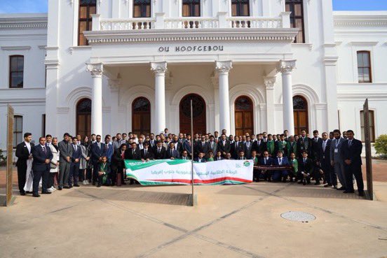 7ln_1's tweet photo. تشرفت بتمثيل جامعة جدة في الرحلة الطلابية إلى جمهورية جنوب أفريقيا، وكانت تجربة استثنائية بكل تفاصيلها.

عدت وأنا أعتز بهذا الشرف، محمّلًا بتجربة ثرية على المستويات العلمية والثقافية والحياتية.
كل الشكر لجامعتي العزيزة على هذه الثقة الغالية.
@UOfjeddah https://t.co/8BdPHNUFwA
