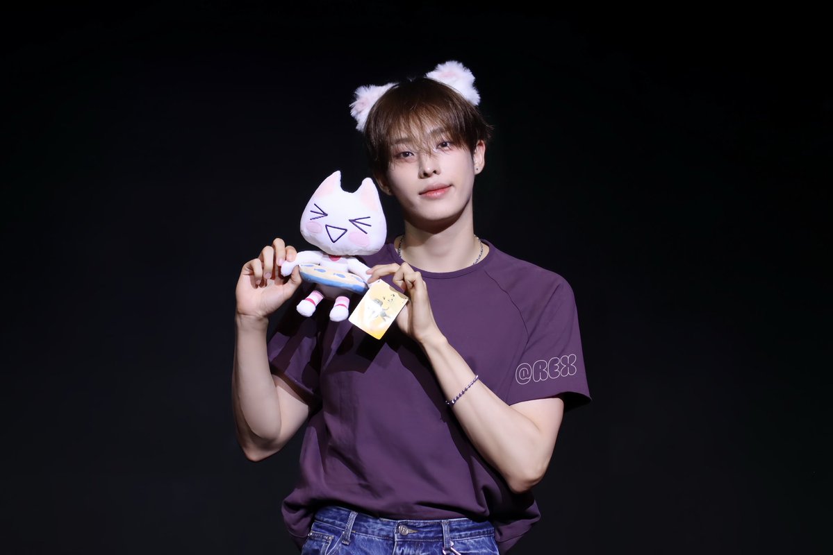 callmeRexxx9's tweet image. 250712
˃̶͈̀🜲˂̶͈́!!
#keeho #기호
#P1Harmony #피원하모니