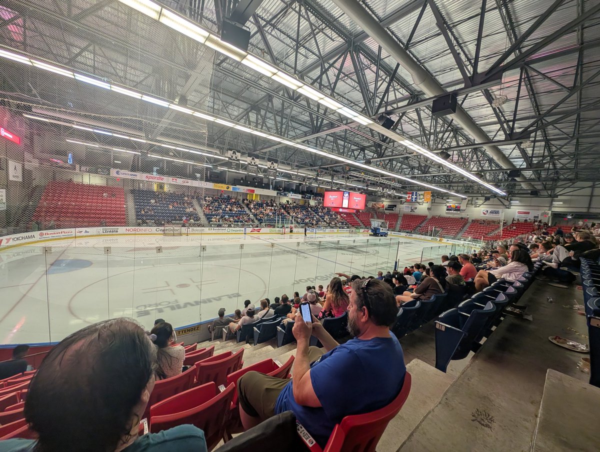 mpetit97's tweet photo. On se prépare pour le Showdown Make Your Move à l'aréna de l'Armada de Blainville-Boisbriand.

Ivan Demidov, Swaggy P, Coach Chippy et bien d'autres seront présents pour démontrer l'étendue de leur talent.

@DLCoulisses https://t.co/eN3GWd40bA