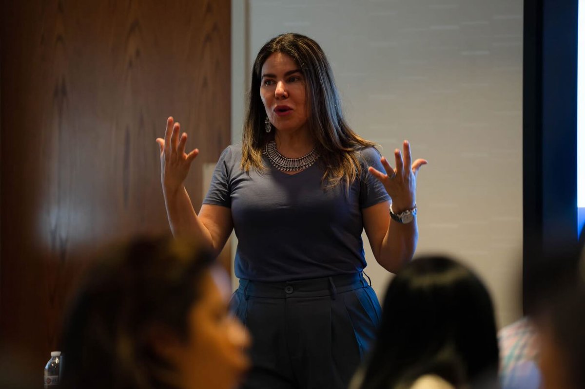 risbhub's tweet photo. Another impactful #CapitalReadinessProgram session powered by the #RISmallBusinessHUB! Sandra McNamara & Tania Quezada shared tools for clarity, adaptability, and leading with vision.
👉 https://t.co/kp6dgHwDX0
#SkillsRI #RhodeIsland #SmallBusinessSupport https://t.co/qMsnkZsHMZ