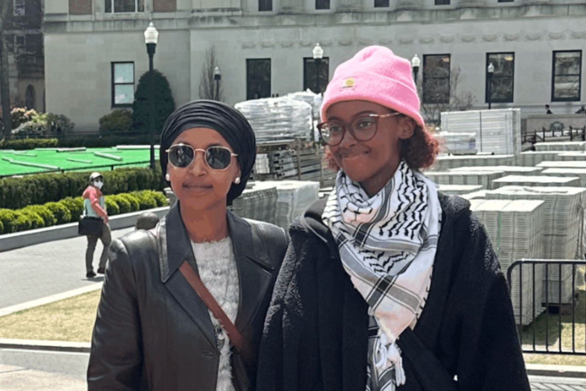 AlphaNews's tweet photo. Ilhan Omar’s activist daughter unemployed after graduation from Barnard

Isra Hirsi, who announced her joblessness in an Instagram story alongside a photo of herself wearing designer glasses, is selling used clothing online.