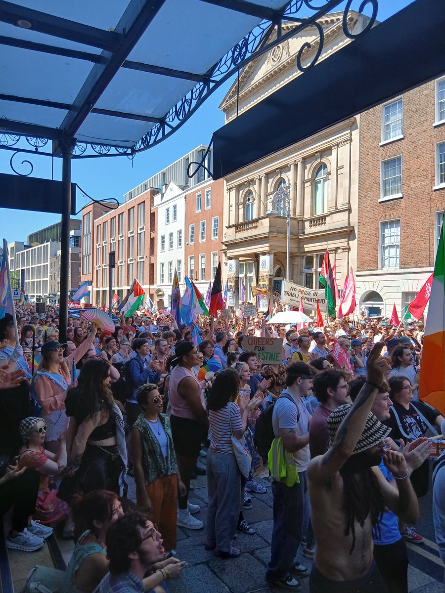 Labour LGBTQ+ (@labourlgbtq) on Twitter photo A truly joyous and proud day across Ireland with @dubtrans <a href="/transpridecork/">Trans+ Pride Cork</a> and <a href="/limerickpride/">Limerick LGBTQ Pride Festival</a> all happening all on the same day!
Love is Love 🏳️🌈
Trans Rights are Human Rights 🏳️⚧️
Solidarity with the queer community at home and abroad 🌹 A truly joyous and proud day across Ireland with @dubtrans <a href="/transpridecork/">Trans+ Pride Cork</a> and <a href="/limerickpride/">Limerick LGBTQ Pride Festival</a> all happening all on the same day!
Love is Love 🏳️🌈
Trans Rights are Human Rights 🏳️⚧️
Solidarity with the queer community at home and abroad 🌹