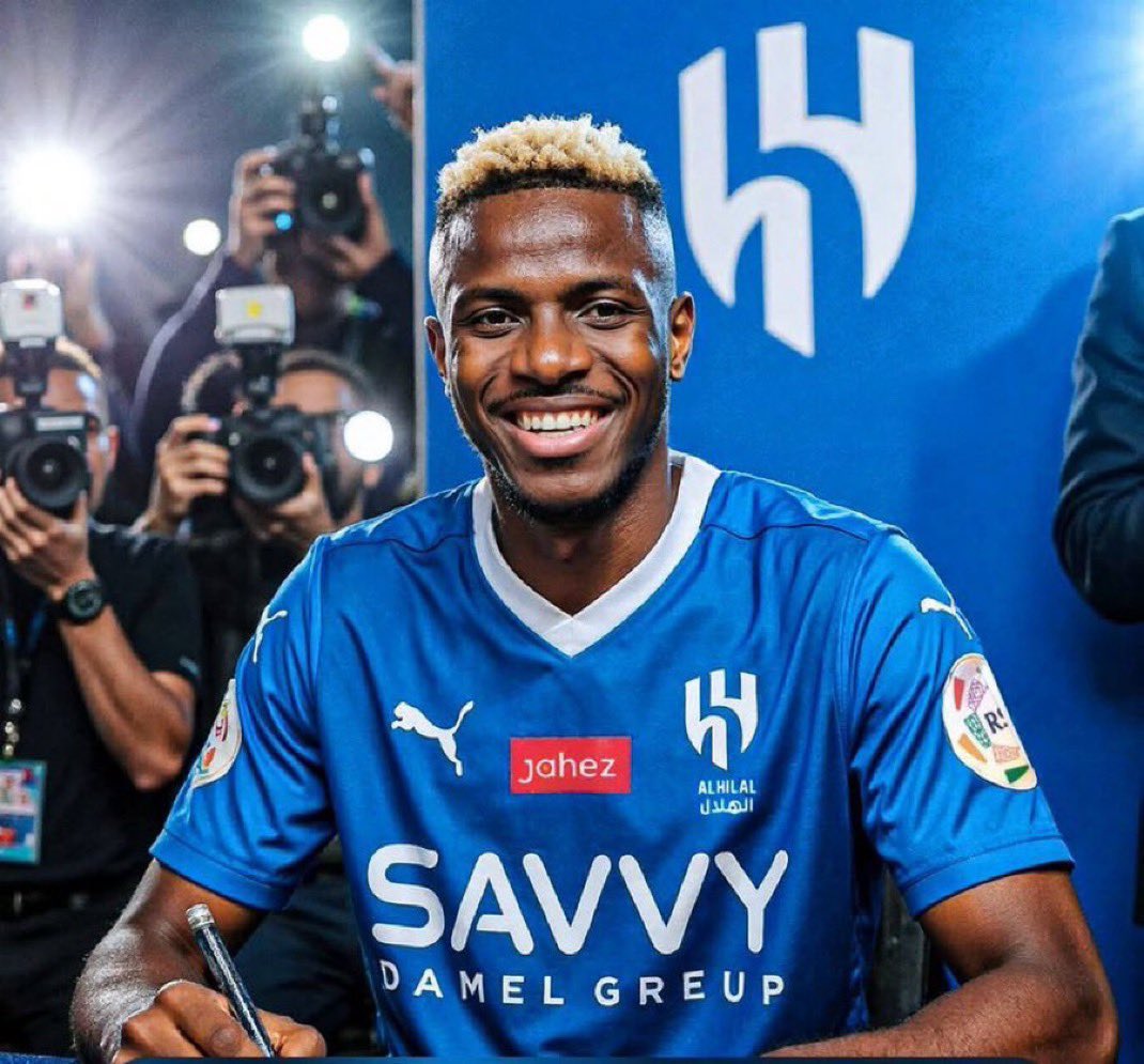 الأتراك قاعدين يشنون حمله وصخه ضد مفاوضات الهلال مع اوسيمين :

- ينشرون اشاعات ان اللاعب يقلل من الهلال
- ينشرون اشاعات عن حب اللاعب ووفائه لناديهم
- ضغط اعلامي كبير عشان ينسحب الهلال من الصفقة

والله الحين صرت ابي الصفقه هذه تتم اكثر من اول
ودي نعطيهم درس ماراح ينسونه ابد 💪🏻🔥💙