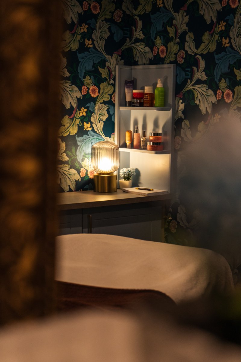 Have you treated yourself to a restorative trip to The Treatment Suites this Summer? With soothing body massages and rejuvenating facials you can feel your best from top to toe 😍

faithlegg.com/treatment-suit…

#Faithlegg #TreatmentSuites #Restore #Skincare