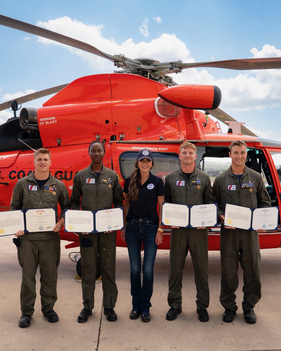 Sec_Noem's tweet image. It was my honor to meet the heroic flight crew of the @USCG CG-6553. Lieutenant Ian Hopper and Aviation Survival Technician Third Class Scott Ruskan were awarded the Distinguished flying cross for their extraordinary heroism.
Lieutenant Blair Ogujiofor and Aviation Maintenance…