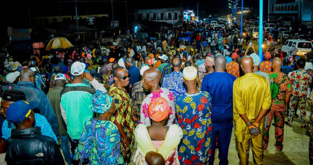 raufaregbesola's tweet image. I extend my heartfelt gratitude to our supporters, loyalists, and members of the African Democratic Congress (ADC) in Ijesaland who came out in large numbers to welcome us back home today, Saturday, July 12, 2025 – despite our delayed arrival. Your support and warm reception mean…