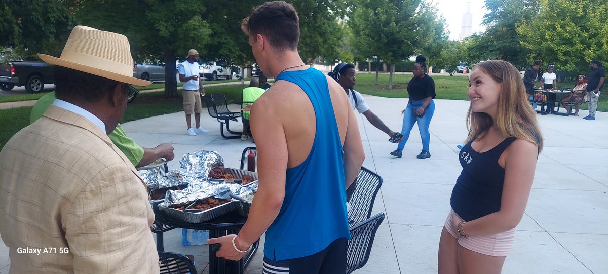 Violence Interrupters promoting peace on the Near Westside of Chicago.