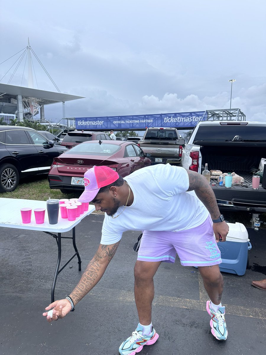 Devin Gil tweet media