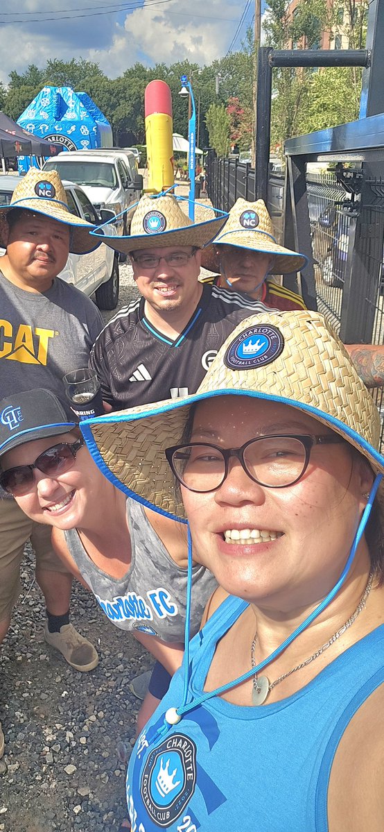 AtlantaRiot's tweet image. Repping @roaringriot at @MintCityColl @CharlotteFC tailgate! #R10t #DoYouRiot #ForTheCrown