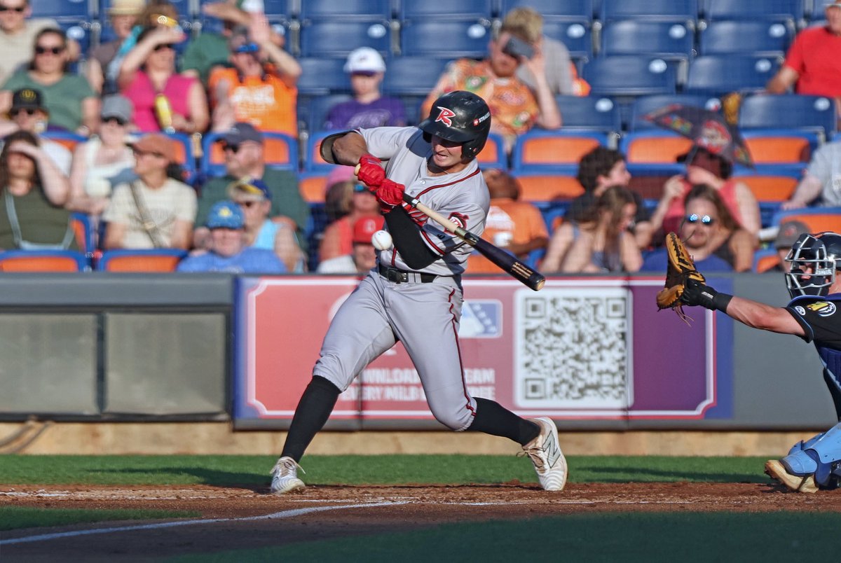 #PioNation was out in full force to cheer on former Pioneer Turner Hill as his Richmond Squirrels team played at Akron. Richmond is the Double-A affiliate of the San Francisco Giants. #EttaExpress #d3baseball 

📸 Rebecca Wheeler