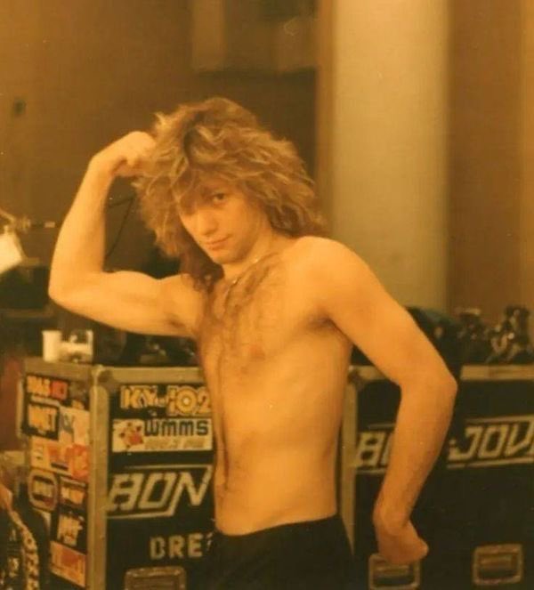 B4DMEDlCINE's tweet image. #BonJovi #JonBonJovi