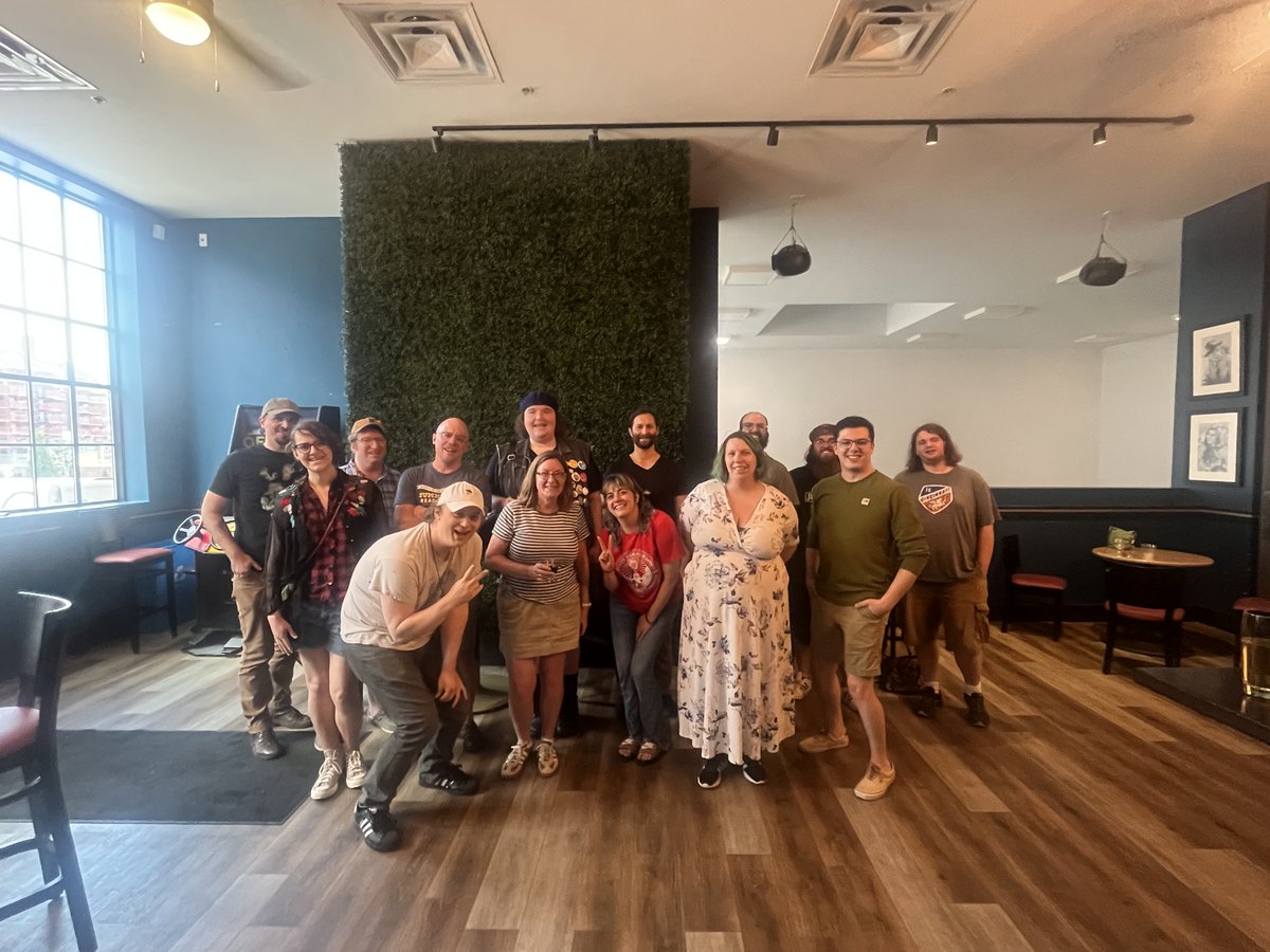 Great turnout for DSA Cincy’s social at Esoteric Brewing tonight! #solidarity #happyhour #DSA