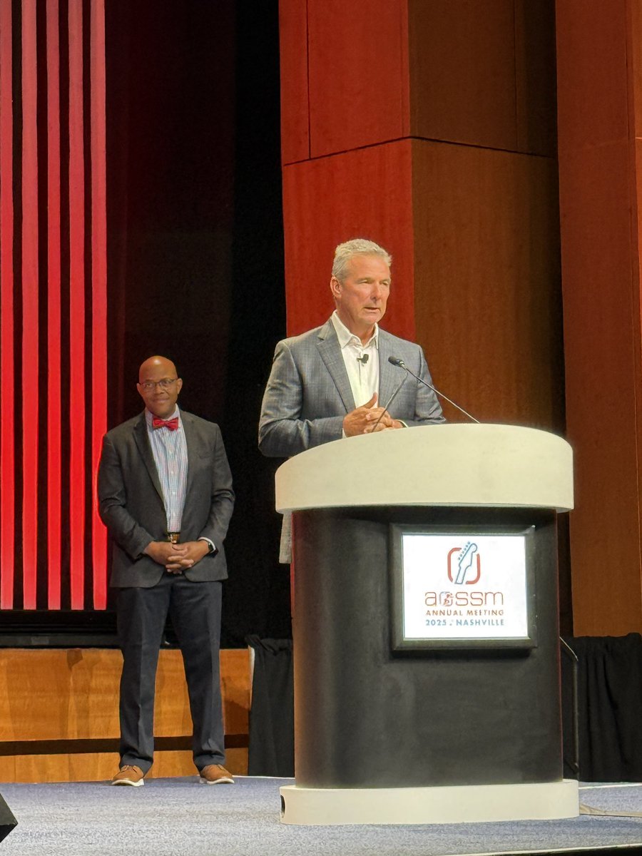 Lutul D. Farrow, MD tweet media