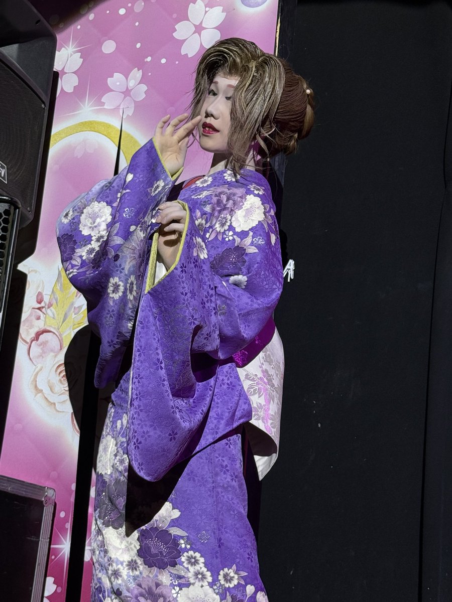 814Y4's tweet photo. 2025.07.011高槻桜花劇場夜
京の三条の乞食でござる
#大衆演劇　#新川劇団　#新川笑也　#新川博也　#新川博之　#昌史　#小峰ゆかり　#㐂樂屋斎右衛門　#早乙女紫愛　#早乙女紫虎　#一見大弥　#高槻桜花劇場　#高槻 https://t.co/JdxGl9B1vZ