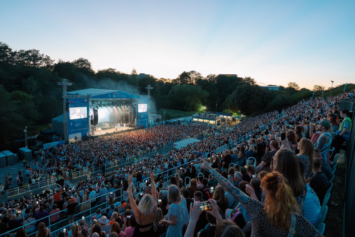 ScarboroughOAT's tweet photo. OBVIOUSLY we had an absolutely brilliant time with @mcflymusic, @twinatlantic and Devon - thank you all for an amazing show and McFly, you definitely kept your promise for the best night here at Scarborough Open Air Theatre!
#TKMaxxPresents
See you next Saturday for @CraigDavid and @PatrickNazemi π§