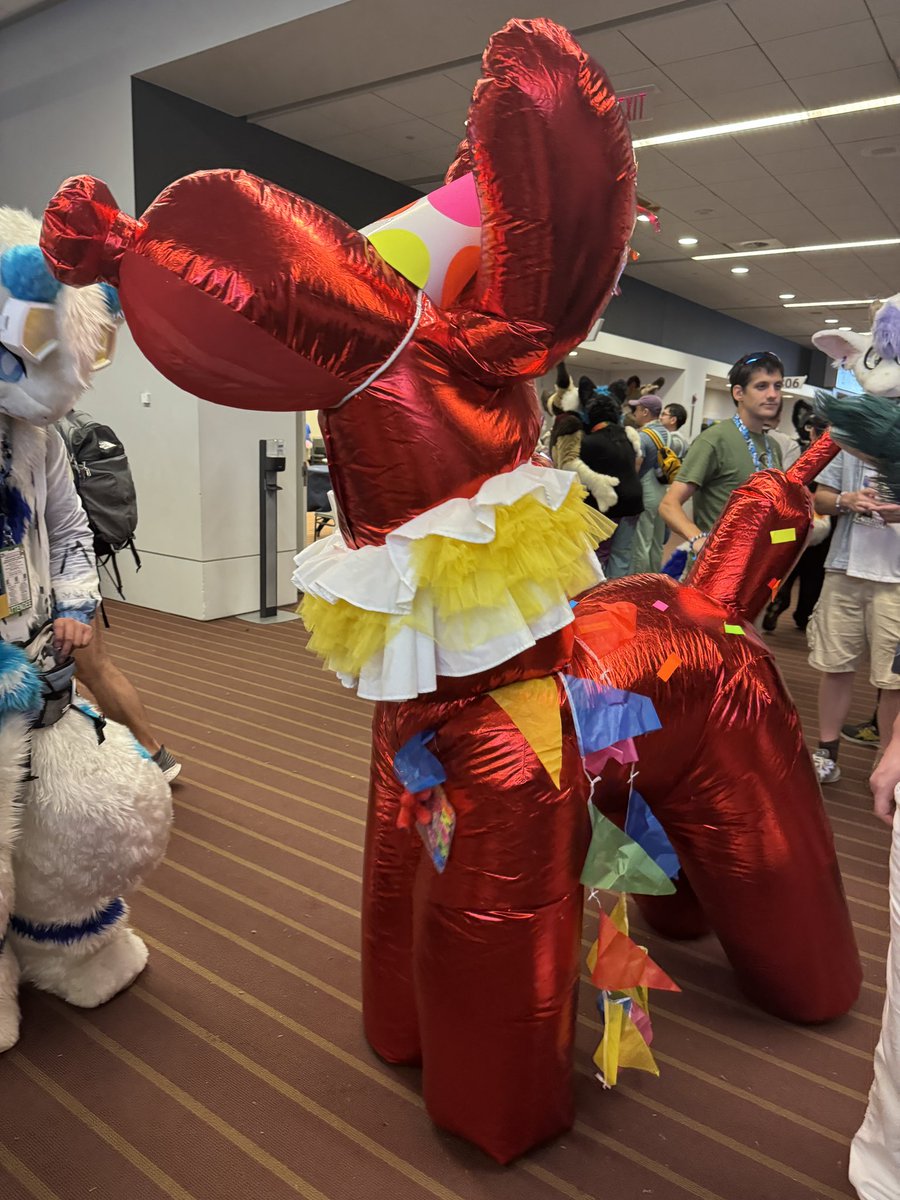Still thinking about the giant balloon dog from AC

Who are you 😭