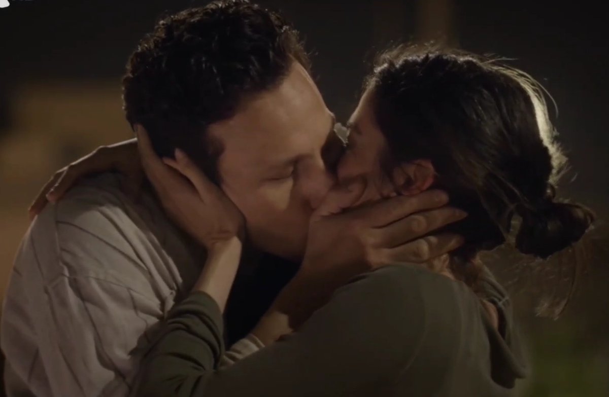 #diafaniagapi "θέλω να μαστε μαζί το καταλαβαίνεις? 
κάθε μέρα όλη μέρα"