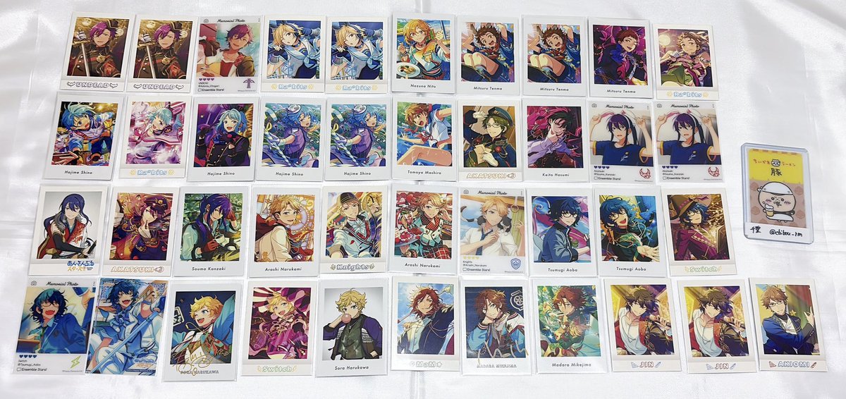 chibou_rm's tweet photo. 【あんスタ 買取 譲渡】ぱしゃっつ ぱしゃこれ

譲: 英智 渉 弓弦 桃李 北斗 スバル 真 鉄虎 翠 忍 千秋 奏汰 マヨイ 巽 凪砂 宗 ゆうた アドニス 友也 なずな 光 創 敬人 紅郎 颯馬 嵐 つむぎ 宙 斑 章臣 陣

求: 90円＋送料

1,500円以上は送料負担致します。
検索からでもお気軽にお声かけ下さい🙇‍♀️ https://t.co/hVguq7o6lr