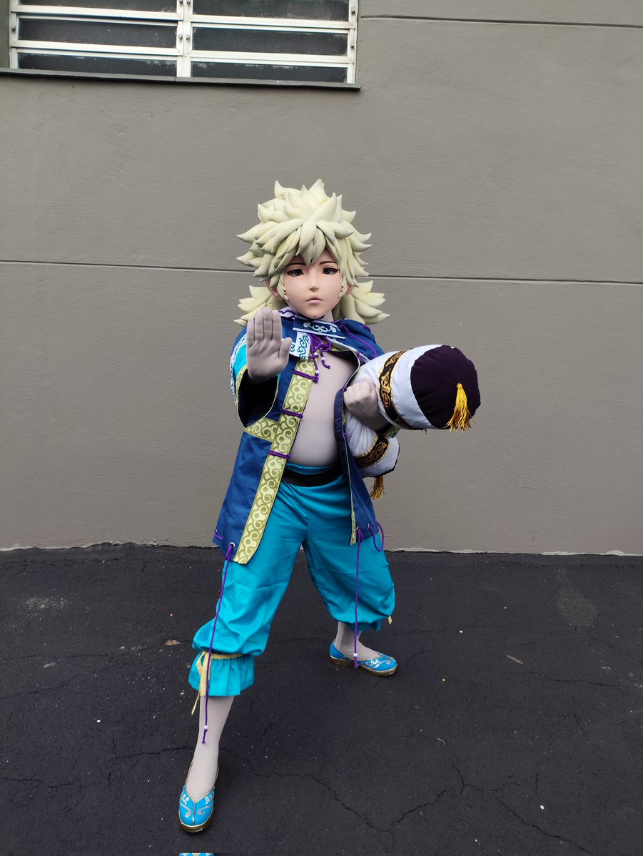 MTOFKigu's tweet image. Meitenkun had a blast at @festivaldojapao 😴
I was asked for pics all the time, people really loved the sleepy boy 🥰
#Meitenkun #明天君 #TheKingOfFighters #KOF #kigurumi #kigurumimask #kig #着ぐるみ