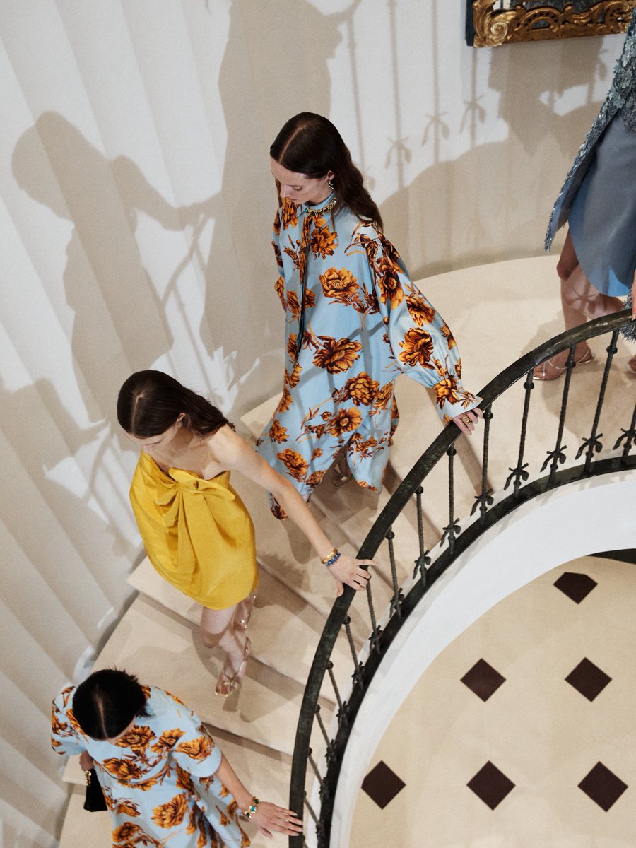 OscardelaRenta's tweet image. Ice blue forms the ground for a honeyed iteration of the #odlrfall2025 tree peony.