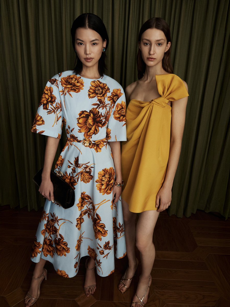 OscardelaRenta's tweet image. Ice blue forms the ground for a honeyed iteration of the #odlrfall2025 tree peony.