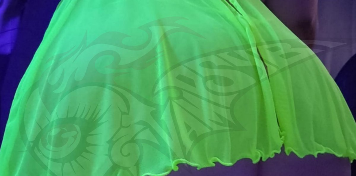 Por cierto, ya elegí lo que me voy a poner para hoy... Les dejo una probadita