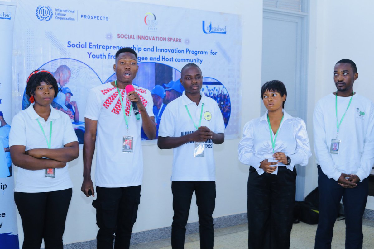 _UnleashedUG's tweet image. This week on July 11, through #i_Upshift, 4️⃣8️⃣ youth-led teams pitched their ideas, showcasing their business models & prototypes.
3️⃣6️⃣ groups will each receive $100 to refine their solutions & test them in the market.
Thanks to @IloProspects
