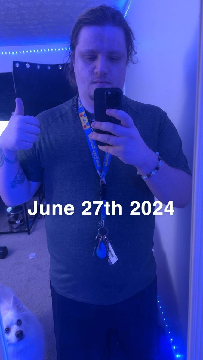 ScarecrowSketch's tweet image. Last year I was at 280ibs pushing almost to 300 and I’m so unbelievably happy to say that I am down to 245ibs!! All lost by walking and eating more reasonable portions!

I was stuck to XXL shirts and now I can wear my XL shirts without them being tight! 

GONNA KEEP GOING!