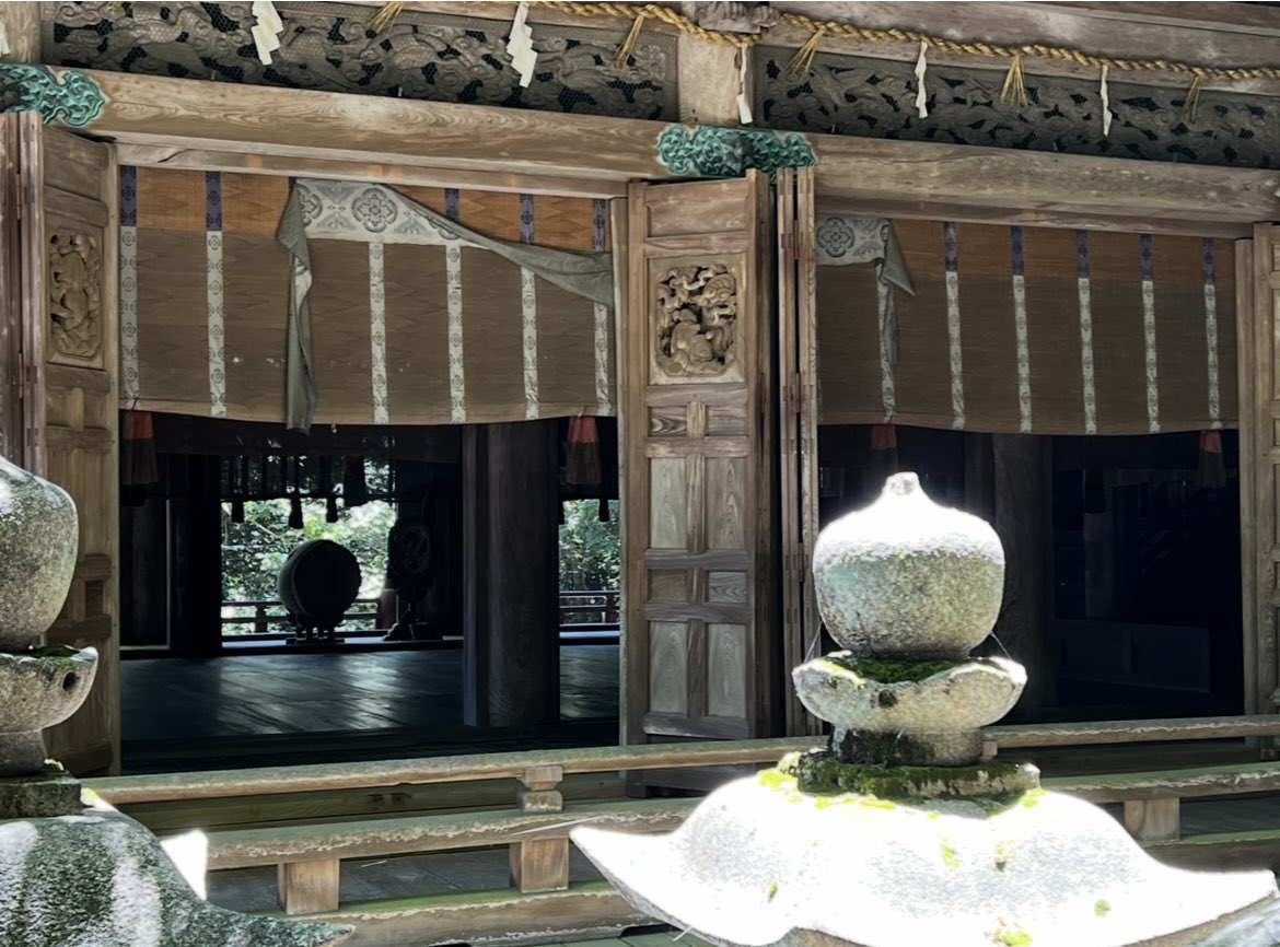 k_tamago_power's tweet image. 【金毘羅宮】
御祭神 大物主神命
御利益 農業・殖産・医薬・海上守護など
江戸時代〔1603~1867年〕、社寺参詣が庶民に許可された唯一の旅だった頃があるそうで、多くの参拝後が金比羅さんへの参拝を夢見た方がいたのだそう⛩️✨