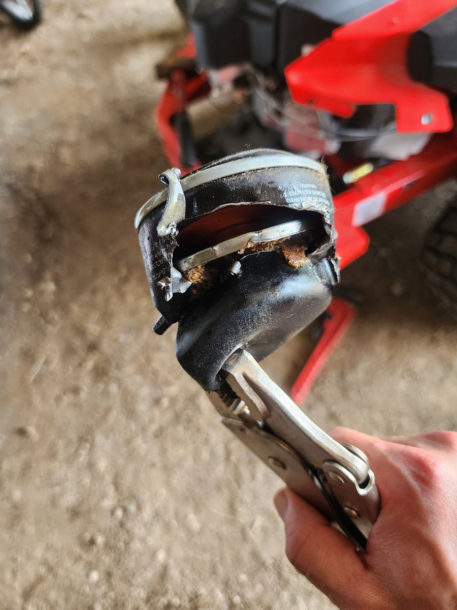 This oil filter was tough, but im dumber than it is tough, so I won.