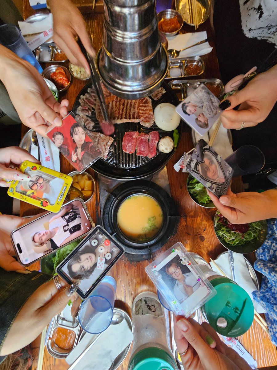 KBBQ with the girlies 💓

<a href="/mymaplecookie/">Sunshine ☀️</a>
<a href="/atinyseongstar/">𝚜𝚝𝚎𝚙𝚑 ⋆.𐙚 ̊</a>
<a href="/xosabrina47/">⑅ꗯ ꜱᴀʙʀɪɴᴀ ꗯ⑅</a>
<a href="/HwasMiffy/">베카</a>
<a href="/dzohui/">Zoë</a>

#InYourFantasy #ATEEZinNewYork